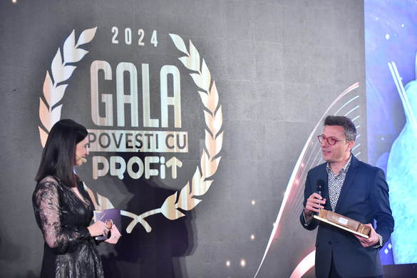 VIDEO&FOTO Profit.ro a premiat manageri de top și companii românești de succes, dar și un tânăr olimpic de excepție al României, la Gala Povești cu Profit... Made în România. Show Alexandru Andrieș