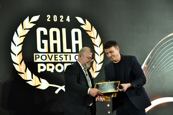 VIDEO&FOTO Profit.ro a premiat manageri de top și companii românești de succes, dar și un tânăr olimpic de excepție al României, la Gala Povești cu Profit... Made în România. Show Alexandru Andrieș