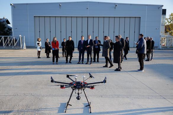 FOTO Protocol pentru fabricarea primei drone românești