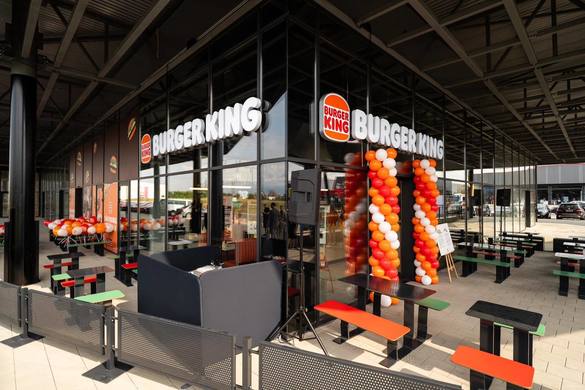 FOTO Cristian Turculeț, director operațiuni Rex Concepts, care a lansat expansiunea Burger King: România poate să suporte 100 restaurante Burger King, în București putem discuta de 30. Câți angajați străini are și cât costă deschiderea unui local