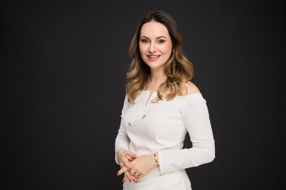 FOTO Alina Sudriu, fondatoare Grace Couture Cakes: Discutăm să lansăm al treilea parteneriat cu un mare retailer. E o explozie de trenduri pe social media