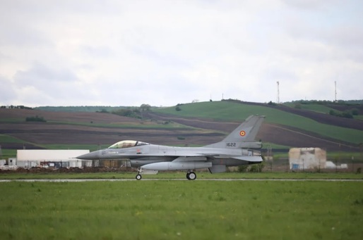 Încă trei aeronave F-16 cumpărate din Norvegia au aterizat în România. Câte avioane F-16 au acum în total Forțele aeriene române