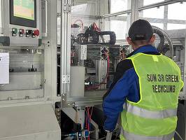 FOTO Premieră în România - Fabrică de reciclare a panourilor fotovoltaice 