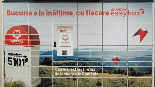 FOTO Sameday - Record național: A depășit, într-o cabană la mare înălțime, pragul de 5.100 easybox-uri 