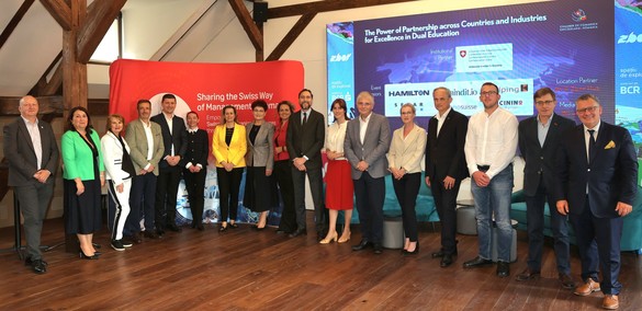 FOTO România primește 10 milioane franci elvețieni din partea Elveției pentru a dezvolta educația duală 
