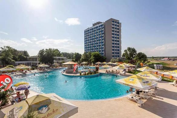 FOTO Tranzacție finalizată - Un nou hotel de pe litoral a fost vândut