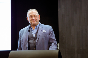 ULTIMA ORĂ Agenția de turism Paralela 45 confirmă vânzarea anunțată de Profit.ro. Familia Burcea rămâne în acționariat cu o treime 