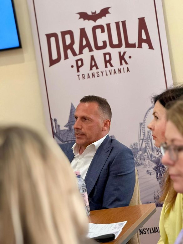 FOTO Dracula Park, reluat în România. Scandalul din perioada Guvernului Năstase