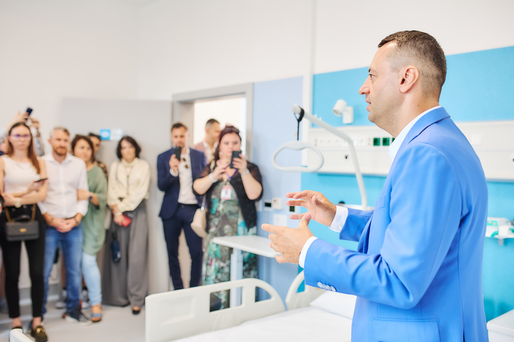 FOTO Cel mai mare spital privat de oftalmologie din Transilvania - Rețeaua de Oftalmologie Dr. Holhoș deschide unitatea în Alba Iulia