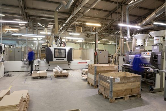 FOTO Tranzacție în România - Unul dintre cei mai mari producători de jucării la nivel mondial preia integral cel mai mare producător de mobilă din Sibiu, furnizor inclusiv al IKEA