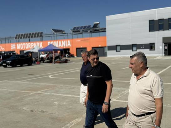 Primul circuit de viteză auto-moto din România FOTO