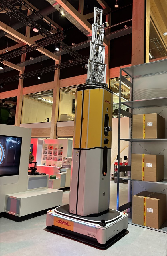 VIDEO&FOTO Corespondență din Bonn - DHL a inaugurat oficial noul Centru de inovare european, unde colaborează inclusiv cu companii înființate de români