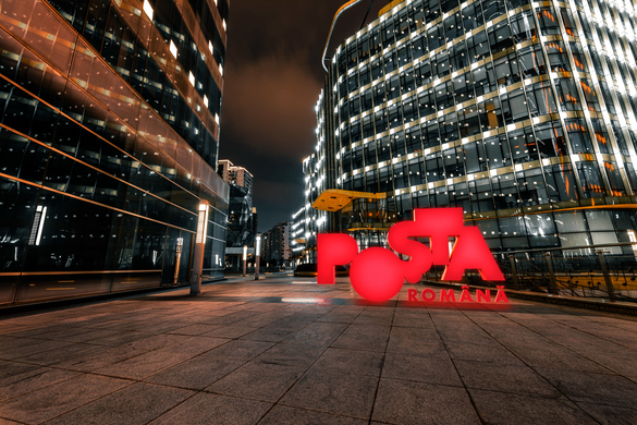 Poșta Română intră în amplă modernizare, cu nou logo FOTO