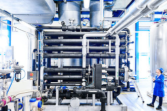 ULTIMA ORĂ Fabrică repornită în România. Corden BioChem, nouă investiție strategică în România pentru a relansa fabrica la care au renunțat elvețienii de la Clariant și a rechema angajații concediați. „Începem aici, dar impactul va fi național și chiar in