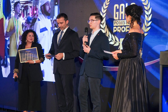 VIDEO&FOTO Gala specială 10 ani - Profit.ro a premiat manageri de top și companii românești de succes, dar și un tânăr olimpic de excepție al României, la Gala Povești cu Profit... Made în România