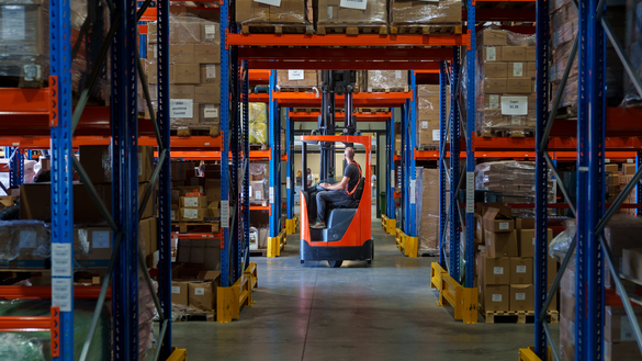 FOTO Tranzacție surpriză - Poșta Austriacă preia în România o afacere. Exit de succes BlackPeak