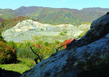 ULTIMA ORĂ S-a vândut aurul de 9 miliarde de la Certej, dar licența e în litigiu. Fostul manager al Fondului Proprietatea, șeful BSOG și ex-ambasadorul UK -  în echipa cumpărătorului CONFIRMARE