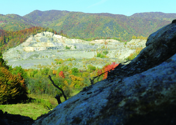 ULTIMA ORĂ S-a vândut aurul de 9 miliarde de la Certej, dar licența e în litigiu. Fostul manager al Fondului Proprietatea, șeful BSOG și ex-ambasadorul UK -  în echipa cumpărătorului CONFIRMARE