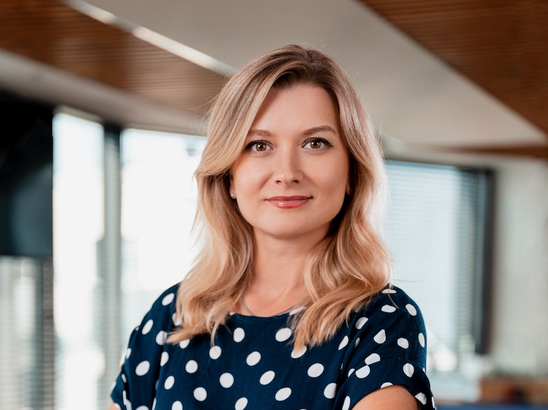 Românii au scos din buzunar mii de euro pentru plecări de Crăciun și Revelion. Cele mai scumpe rezervări