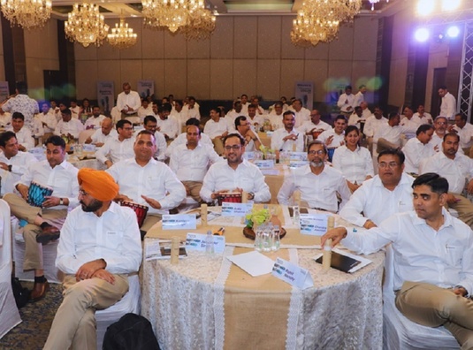 Concern indian își crește investiția în România FOTO