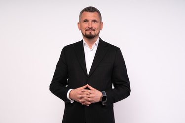 FOTO Paralela45 devine S.A. cu CEO de origine poloneză și numește un nou board administrativ, după fuziunea cu Rainbow Tours