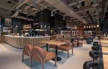 Bolojan își va putea lua cozonacul favorit și din Capitală. Producătorul din Oradea își deschide cafenea la doi pași de Guvern 