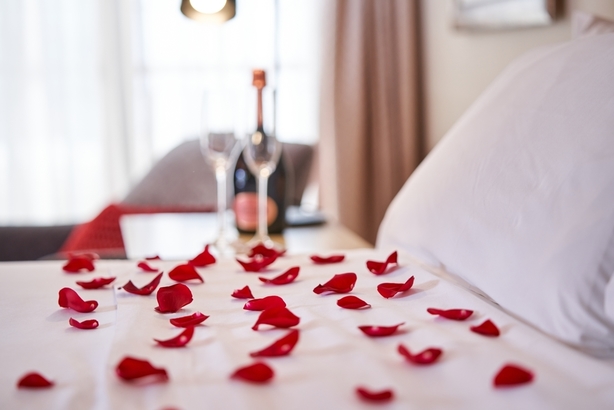 Oferte în România pentru escapade de Valentine’s Day. Brașov, Sinaia și Bușteni sunt căutate