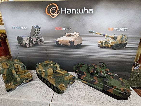 FOTO O nouă fabrică în România. Sud-coreenii de la Hanwha Aerospace au început lucrările de construcție la fabrica în care se va produce obuzierul K9