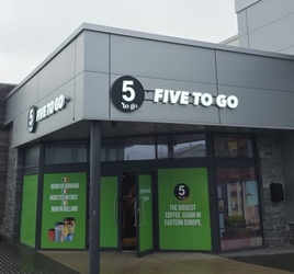 5 to go a intrat în Irlanda. Cât costă acolo o cafea FOTO