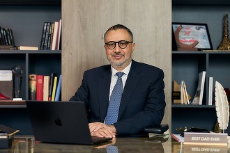 Christian Tour vine la Bursă. Prima agenție de turism din România listată 
