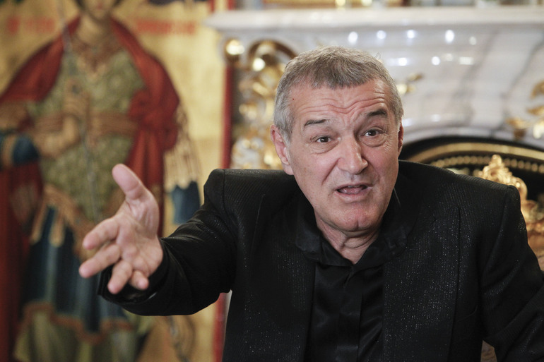 George Becali preia din nou toate acțiunile la FCSB