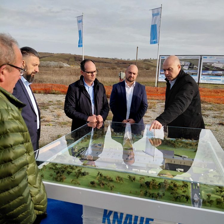 FOTO Investiție substanțială germană în România. Knauf ridică la Huedin o fabrică de gips, proiect de 88 milioane euro