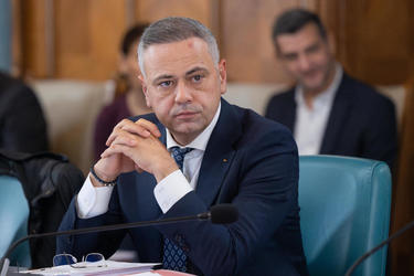 BNR validează măsura plafonării adaosului comercial la alimente. Impactul industriei alimentare în nivelul exporturilor