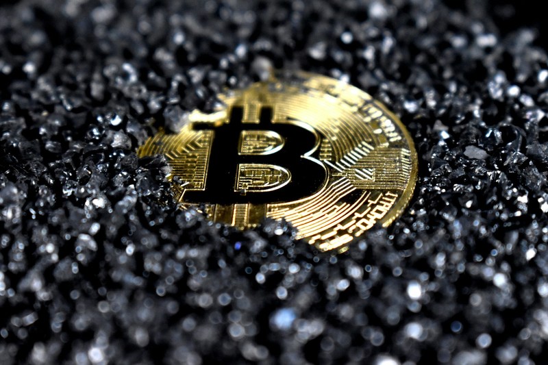Satoshi Nakamoto, misteriosul inventator al Bitcoin pe care nimeni nu l-a putut identifica