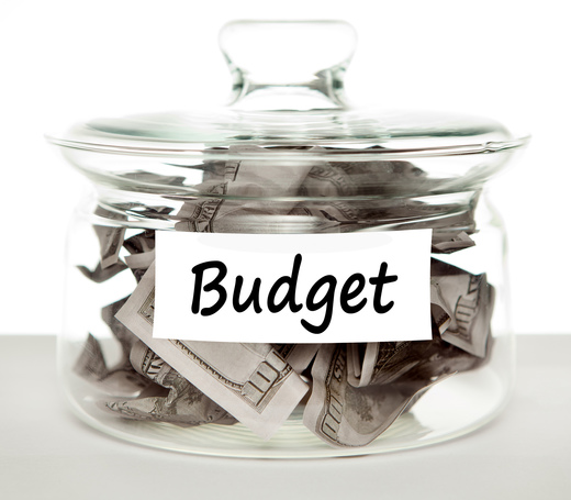 Opt state europene, inclusiv România, riscă să atingă sau să depășească în 2016 limita de deficit bugetar