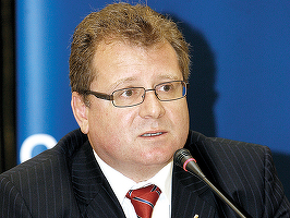 Brokeri: Fixarea tarifelor RCA ar putea duce la întârzieri în plata daunelor