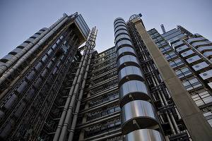 Angajații Lloyd's Londra sunt nemulțumiți, după ce compania a interzis consumul de alcool în timpul orelor de program