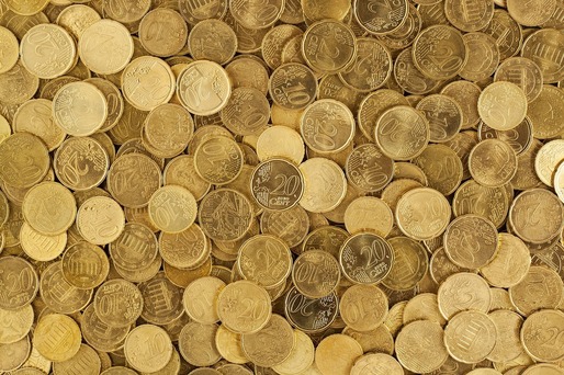 Euro depășește din nou 4,55 lei, moneda românească a rămas sub presiune