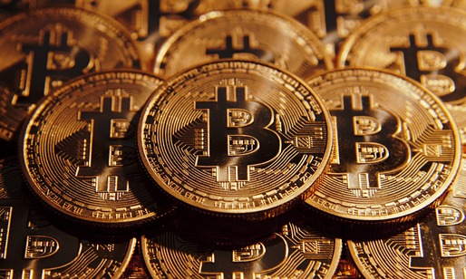 Valoarea pe piață a Bitcoin a ajuns pentru prima dată la 1 trilion de dolari