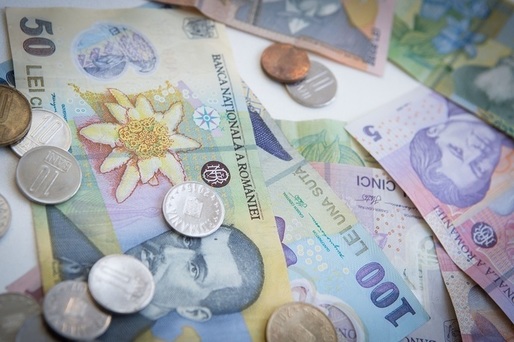 Leul se apreciază ușor față de moneda unică europeană, dar pierde teren în fața dolarului