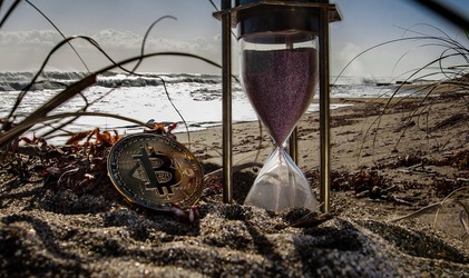Bitcoin împlinește 10 ani. De la un email trimis de Nakamoto la Bitcoin Pizza Day