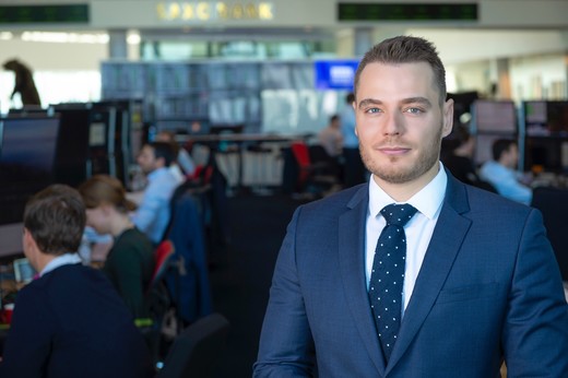 Comentariu Saxo Bank: Problema nu e ”taxa pe lăcomie” în sine, ci atitudinea ministrului de Finanțe. Poate că era perfect conștient de panica de pe piața de acțiuni ce va fi generată de anunț...