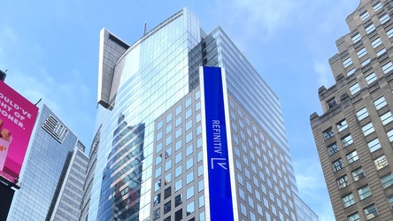 London Stock Exchange semnează pentru achiziția furnizorului de informații financiare Refinitiv, prezent și în România. Acord de 27 miliarde dolari