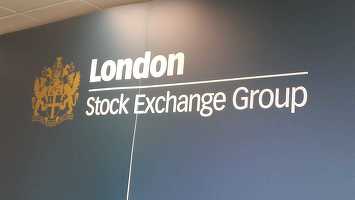 Bursa de la Hong Kong a renunțat la proiectul de preluare a bursei de la Londra