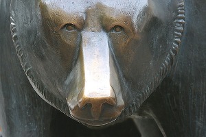 Acțiunile americane, în scădere puternică după ce OMS a declarat pandemie de coronavirus. Dow Jones intră în piața “bear”, după 11 ani de creșteri