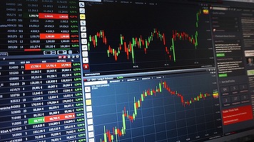 Acțiunile europene au deschis în revenire după ce joi au coborât la cel mai redus nivel din mai 2021 și au intrat în teritoriu de corecție. La BVB, indicele BET crește cu peste 2%