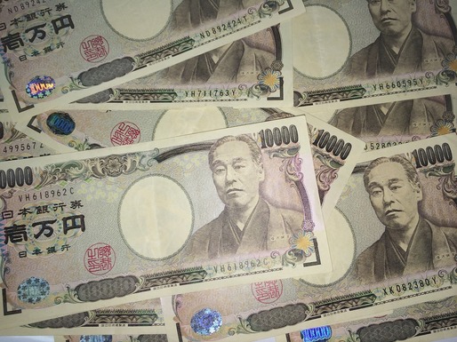 Dolarul american a trecut pragul de 150 de yeni pentru prima dată în ultimii 32 de ani