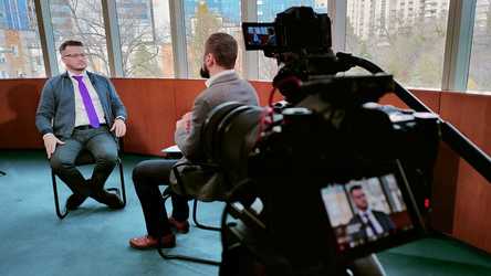 VIDEO Nicolae Andreica, director retail ING Bank: Nu trebuie să ajungem la gradul maxim de îndatorare sperând că o să îmi crească veniturile mai repede decât rata