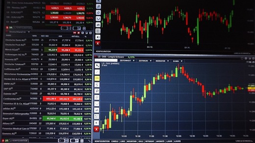 Bursele europene au închis în scădere, investitorii sunt precauți în privința perspectivelor economiei globale