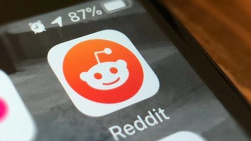 Acțiunile Reddit au urcat cu până la 67% peste prețul de IPO